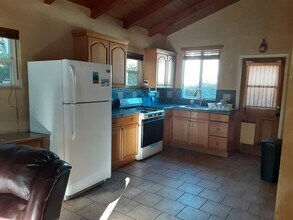 1809 Hill St in Santa Monica, CA - Building Photo - Building Photo