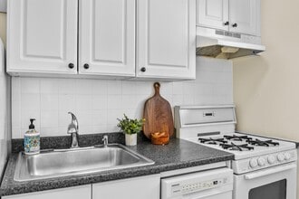 1225 John F. Kennedy Blvd in Bayonne, NJ - Building Photo - Building Photo