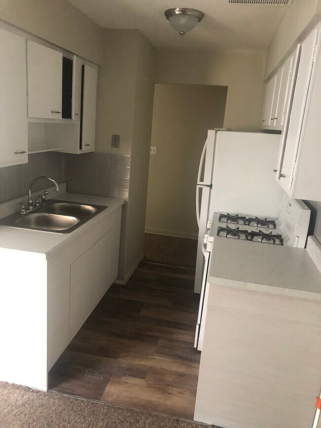 5420 N Kenmore Ave-Unit -308 in Chicago, IL - Building Photo - Building Photo