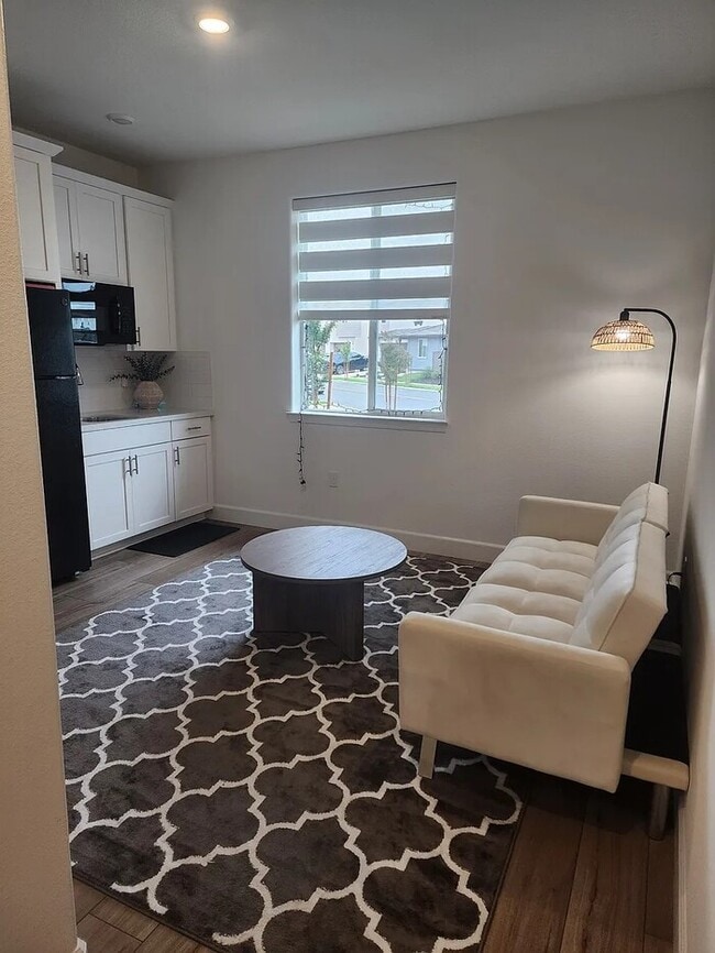 property at 10742 Reeve Ct