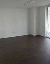 50 Biscayne Blvd, Unit 1609 in Miami, FL - Foto de edificio - Building Photo