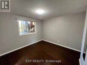 39 Frankton Crescent in Toronto, ON - Building Photo - Building Photo