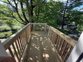 433 Herschel St, Unit Floor 3 in Pittsburgh, PA - Building Photo