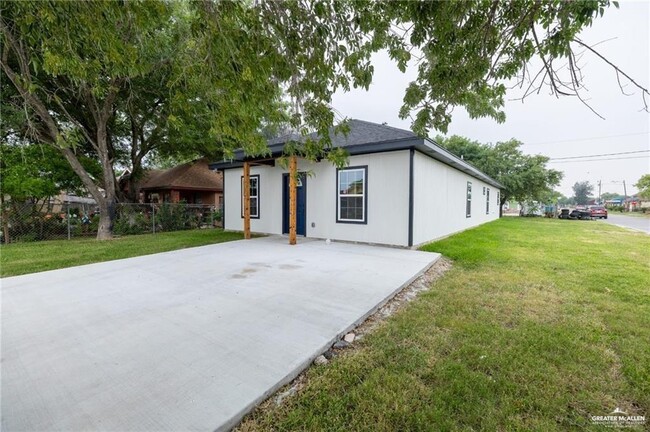 7200 S San Pedro St in Pharr, TX - Building Photo - Building Photo