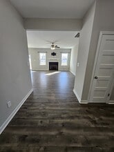 202 Mutton Dr in Pikeville, NC - Building Photo - Building Photo