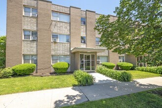 6301-6305 S Kilpatrick MOBILITY ZONE in Chicago, IL - Building Photo - Building Photo