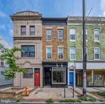 1722 Eastern Ave in Baltimore, MD - Building Photo