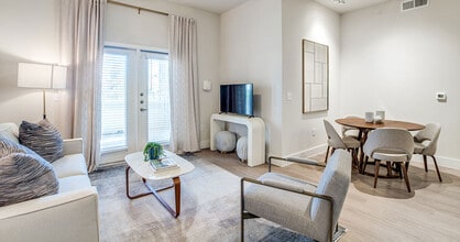 The Kacey at Kingwood Apartments in Kingwood, TX - Building Photo - Building Photo