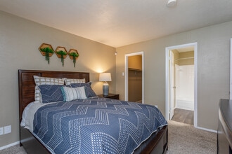 Summerwood Cove in Dallas, TX - Building Photo - Interior Photo