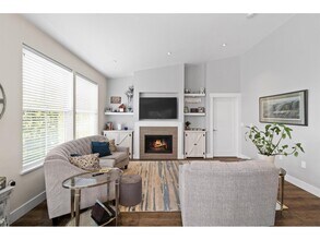 22057-22049 49 Ave in Langley, BC - Building Photo - Building Photo