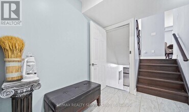 14 Saddleback Square in Brampton, ON - Building Photo - Building Photo