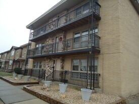 2309 W 119th St in Blue Island, IL - Building Photo