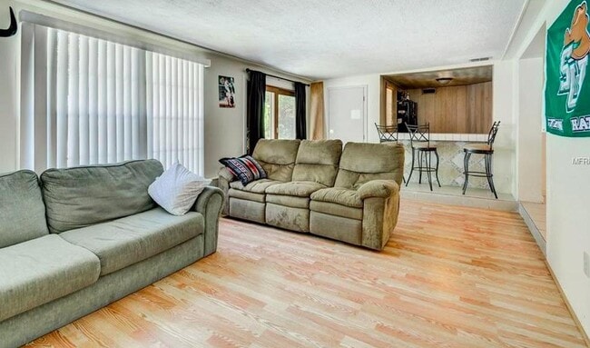 705 E Ohio Ave in DeLand, FL - Building Photo - Building Photo