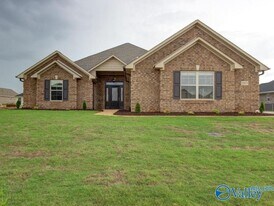 25653 Millbrook Dr in Madison, AL - Building Photo