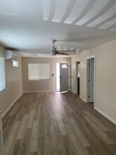 549 E Tujunga Ave, Unit 549 e Tujunga Ave in Burbank, CA - Building Photo - Building Photo