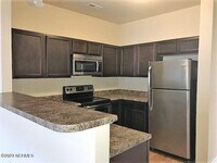136 Waterstone Ln photo'