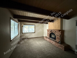 359 San Bernardino Ave in Sugarloaf, CA - Building Photo - Building Photo