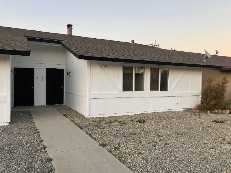 351 Fairmont Ave in Clovis, CA - Building Photo