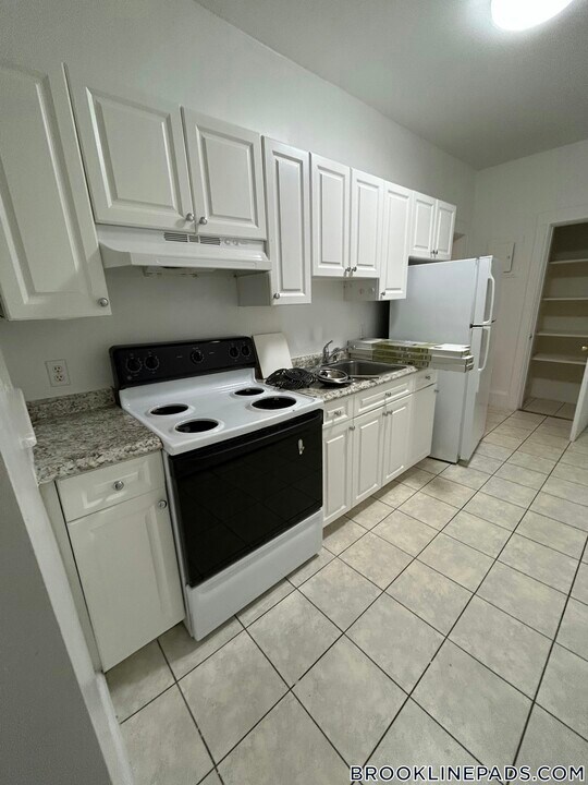 21 Fairbanks St in Boston, MA - Building Photo