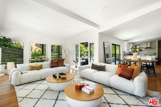 property at 3375 Coldwater Canyon Ave