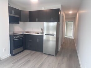 995 England Ave in Courtenay, BC - Building Photo - Building Photo