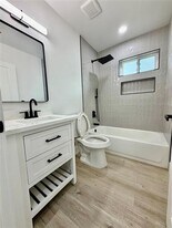 1814 Martin Luther Dr in Arlington, TX - Building Photo