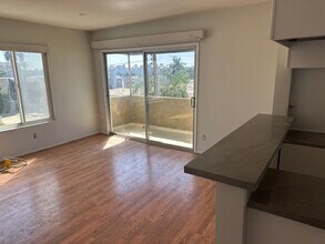 2728 3rd St, Unit Third Street in Santa Monica, CA - Foto de edificio - Building Photo