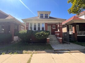 8318 S Morgan St in Chicago, IL - Building Photo