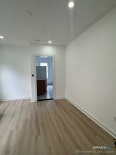 142 Cowles St in Bridgeport, CT - Building Photo - Building Photo