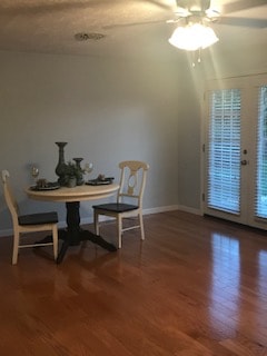 8117 Philadelphia Dr in Fairborn, OH - Foto de edificio - Building Photo