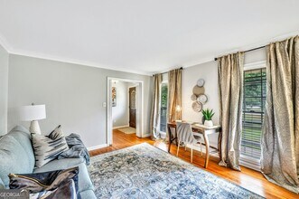 801 Mockingbird Ln in Marietta, GA - Building Photo - Building Photo