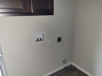 451 S Longbranch Dr photo'