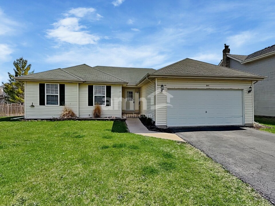 1210 Partridge Dr in Plainfield, IL - Building Photo