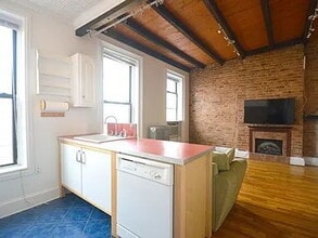 75 Jefferson Ave in Brooklyn, NY - Building Photo - Building Photo