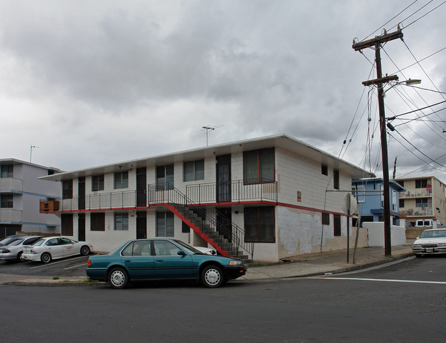 94-106 Pupupuhi St in Waipahu, HI - Foto de edificio - Building Photo