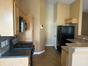 9440 Thunder Sky St in Las Vegas, NV - Building Photo - Building Photo