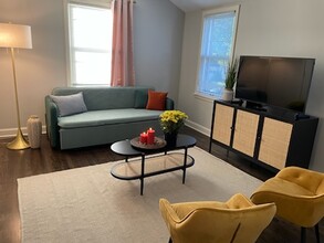 3808 S Brust Ave, Unit Furnished2B Close To Lake in Milwaukee, WI - Foto de edificio - Building Photo