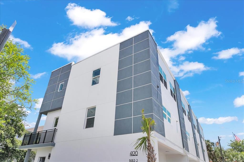 4120 W North A St in Tampa, FL - Building Photo