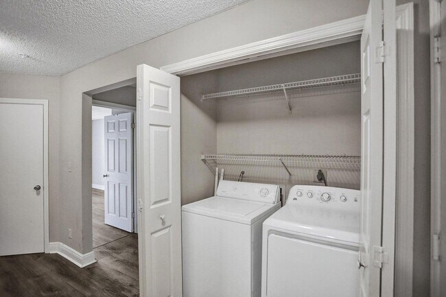 2301 N Congress Ave, Unit 21 in Boynton Beach, FL - Foto de edificio - Building Photo