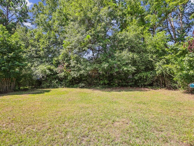 310 Lilac Dr in Summerville, SC - Building Photo - Building Photo