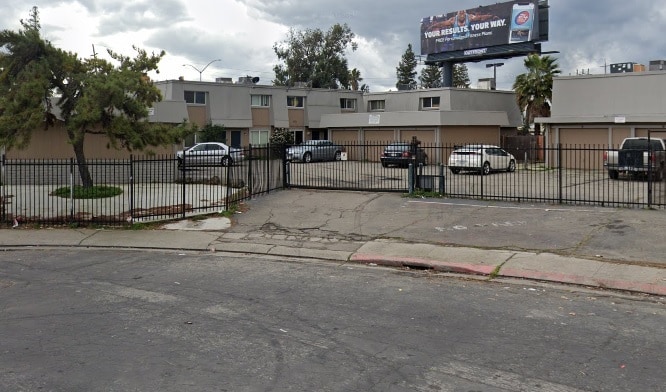 7901 Montgomery Ave in Stockton, CA - Building Photo