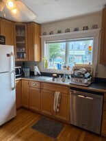 881 Broadway, Unit 1 in Somerville, MA - Building Photo