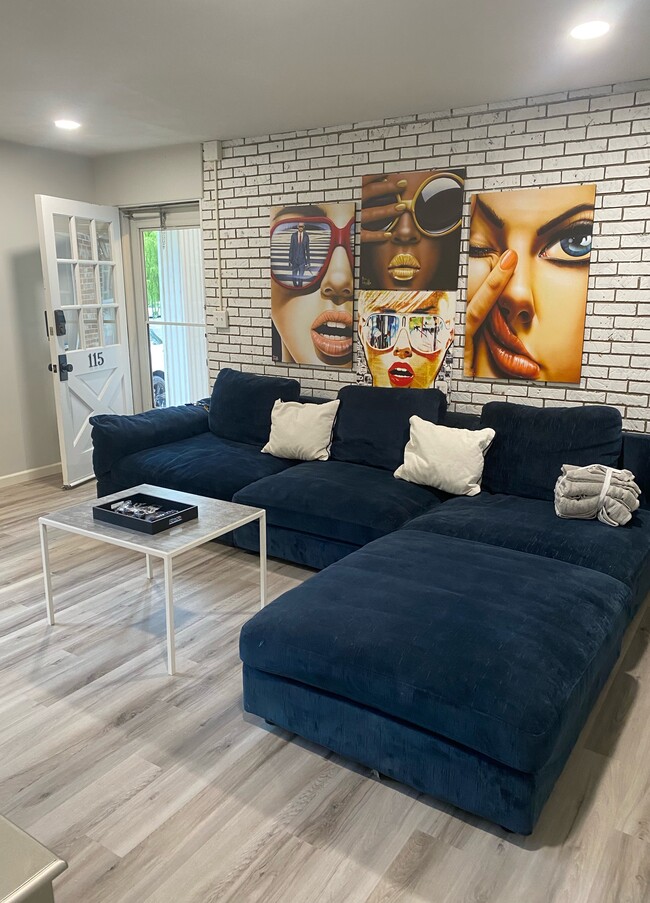 property at 3038 Westfield Dr