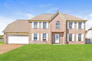 4825 Harvest Park Dr in Memphis, TN - Building Photo
