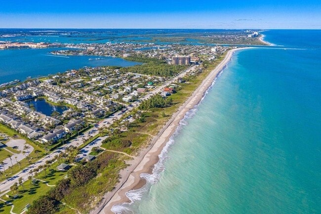 1701 Mariner Bay Blvd in Fort Pierce, FL - Building Photo - Building Photo