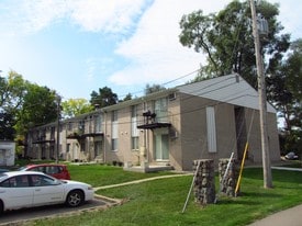 111 North Ln, Unit 107 Pine Tree Apt