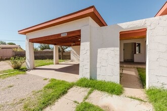 1502 Campbell Pl in Alamogordo, NM - Building Photo - Building Photo