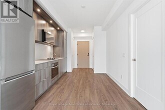 25 Cordova Ave in Toronto, ON - Building Photo - Building Photo