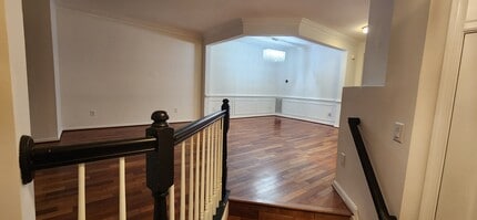 21138 Angela Square in Sterling, VA - Building Photo - Building Photo