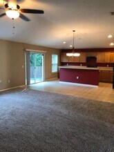 7515 Mishkie Dr in Jacksonville, FL - Foto de edificio - Building Photo